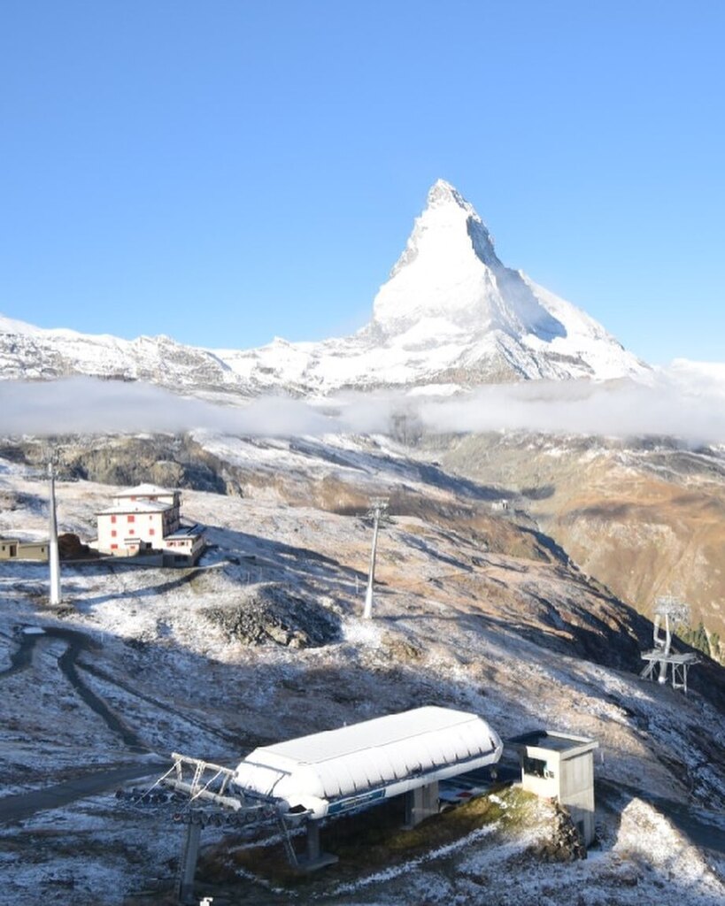 MINT Snowboarding tweet media