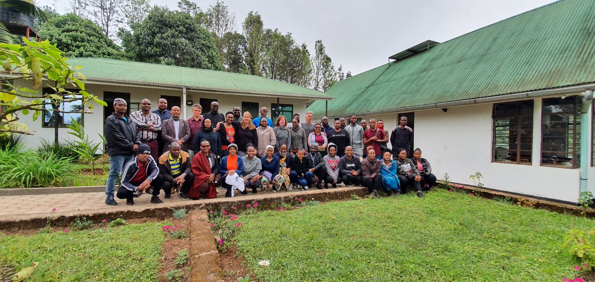 ContanP's tweet photo. #Contan field training goes on near Lake Chala, #Tanzania, now involving 30 students of the University of Dar es Salaam.
#biodiversity #tropicalbiodiversity #conservation #europeanunion #erasmusplus #wildlife #wildlifemanagement
@UNI_FIRENZE
@MUSE_Trento https://t.co/94YbNwu24Y