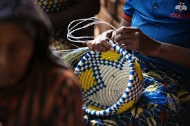 NsaviSafaris's tweet photo. "Agaseke" is a significant symbol of the Rwandan culture ,seen as a symbol of peace, hope and opportunity in the Rwandan homes today. It is used to promote positive inter-family relations as they are primarily used to hold food &amp; other gifts while going for visits or wedding. https://t.co/PtLQvN2YgS