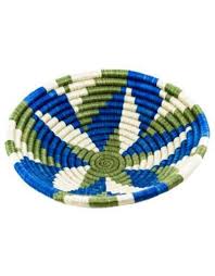 NsaviSafaris's tweet photo. "Agaseke" is a significant symbol of the Rwandan culture ,seen as a symbol of peace, hope and opportunity in the Rwandan homes today. It is used to promote positive inter-family relations as they are primarily used to hold food &amp; other gifts while going for visits or wedding. https://t.co/PtLQvN2YgS