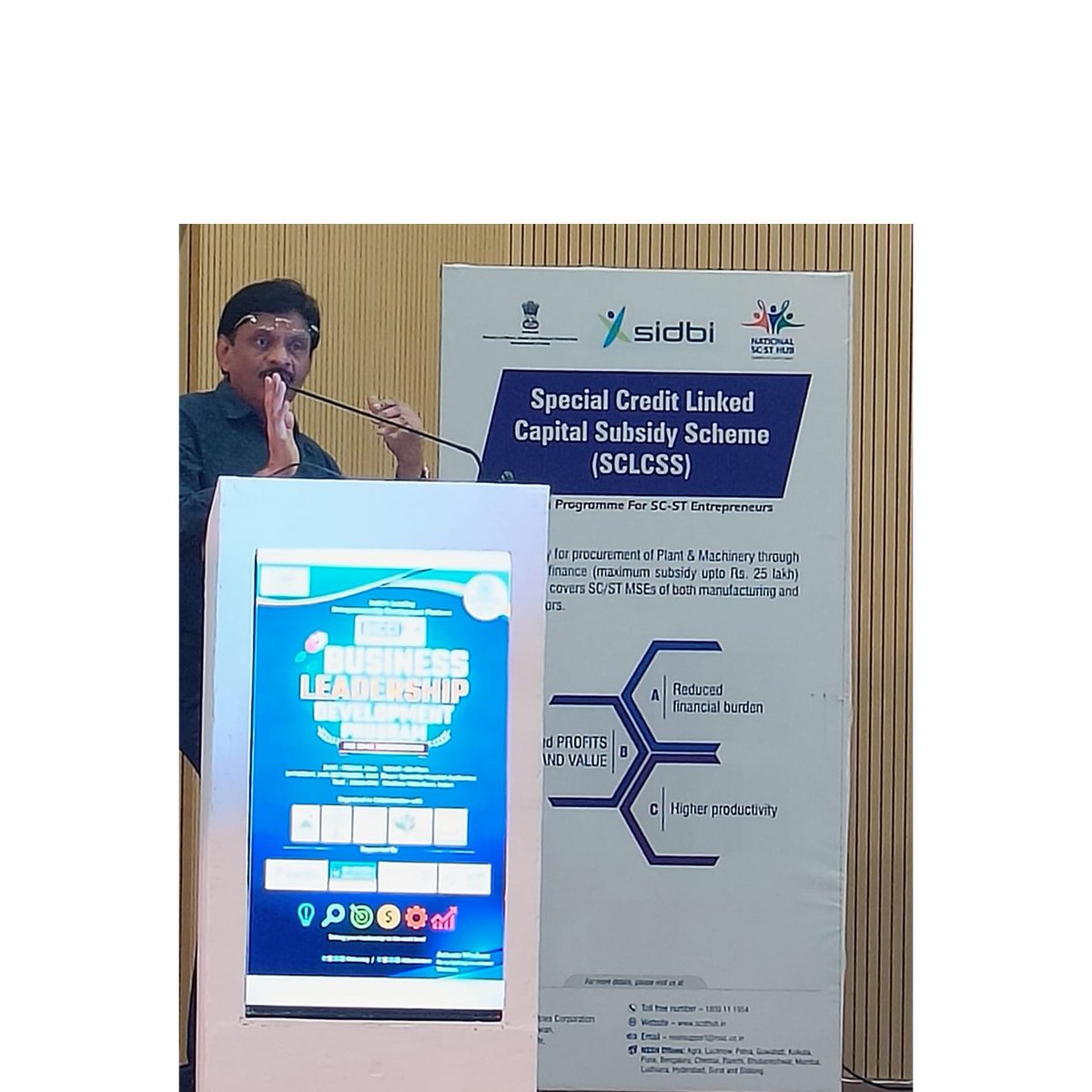 sidbiofficial's tweet photo. #SIDBI organised #awarenessprogramme on #SCLCSS (Special Credit Linked Capital Subsidy Scheme) along with @DICCIorg (Madhya Pradesh) where a presentation on SIDBI schemes was made. https://t.co/qzczeac43L