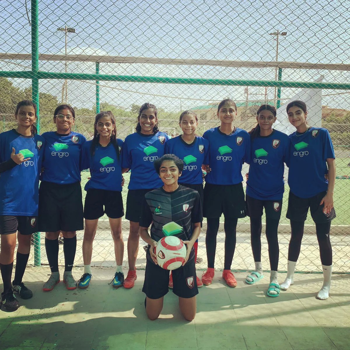 karachiunitedfc's tweet photo. Karachi United Women were a part of Turf Wars hosted by Maidan!

2 of our teams progressed to the knock out stages of the competition!

Both put in an impressive display but bowed out in the semi finals of the competition.

#karachiunitedwomen #karachiisunited #karachiunited https://t.co/YBwIVIDLDq
