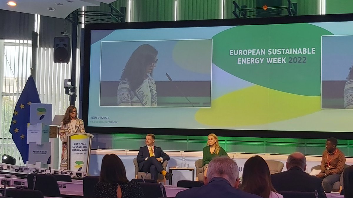 ABClimate's tweet photo. Strong point from @WeissPernille: to succeed we must ensure #technology #diversity adapted to each #Energy mix 🇪🇺
That's what #District #Heating &amp; #Cooling is about! 
➡️Creating local #heatcommunities 2 harvest #sustainable &amp; #homegrown heat sources accross #EU 🍀 
#EUSEW2022 https://t.co/mVrfaNBS8l