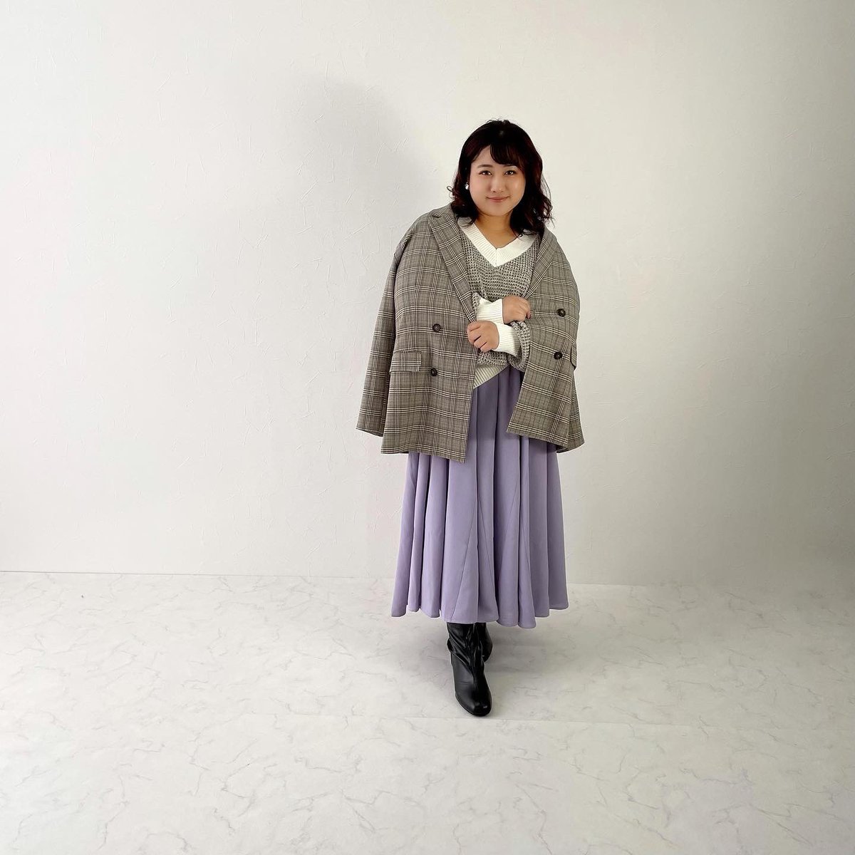 smileland_nis's tweet photo. ３色ミックス糸を使用した配色ニットトップス🧶
ボトムを選ばずに着れるトップスで表情のある「ワッフル編」が高見えするアイテムです🥰❤️

【model:やっちゃん　155cm/3L】

🛒ニット
https://t.co/pb6K5uIpDN

#大きいサイズ　#ニット　#miclat https://t.co/6Msk54d1uO