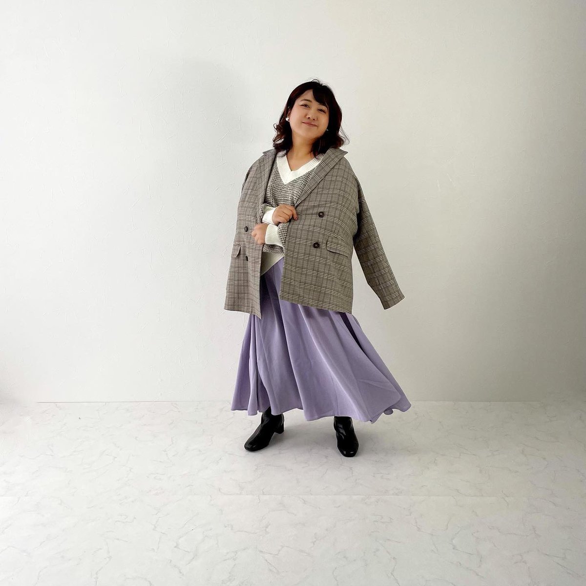smileland_nis's tweet photo. ３色ミックス糸を使用した配色ニットトップス🧶
ボトムを選ばずに着れるトップスで表情のある「ワッフル編」が高見えするアイテムです🥰❤️

【model:やっちゃん　155cm/3L】

🛒ニット
https://t.co/pb6K5uIpDN

#大きいサイズ　#ニット　#miclat https://t.co/6Msk54d1uO