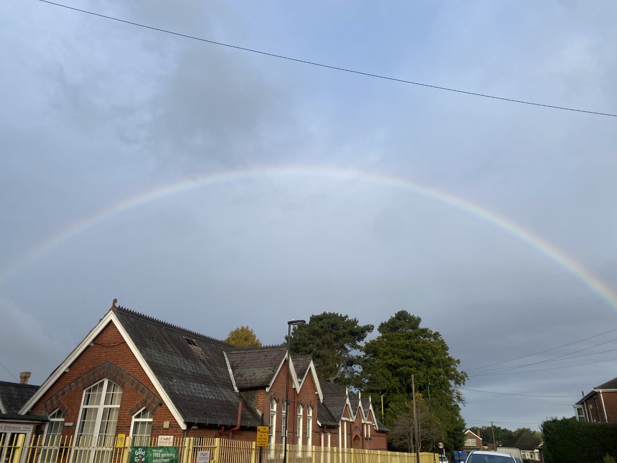 monica_primary's tweet photo. Good morning everyone. Miss Grove captured this great photo of a rainbow across the Inspire site this morning. Looking forward to another wonderful week! #rainbows #mondaymorningvibes https://t.co/lAfcNMVGff