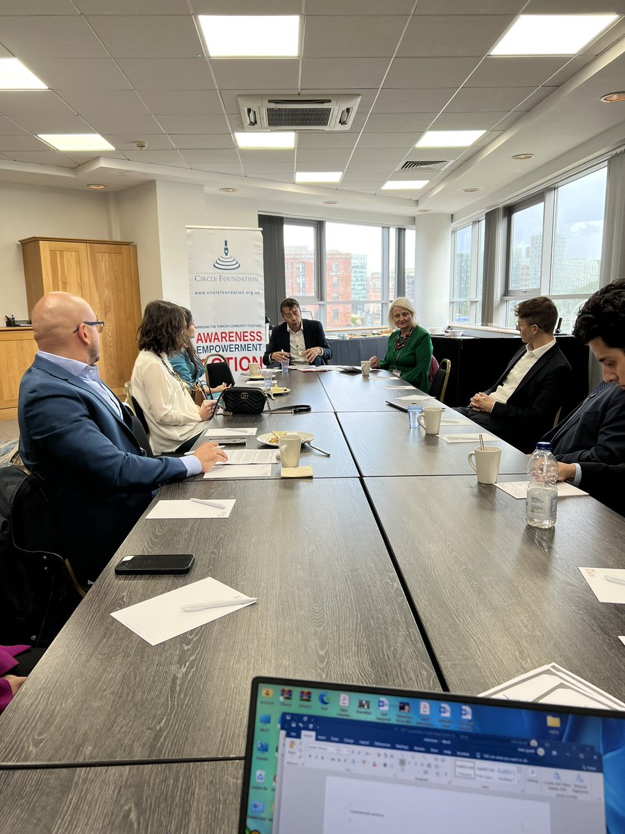 circlefound_uk's tweet photo. We have started our roundtable discussion on the future of #sustainable #trade between #Turkey-#UK in post-#Brexit at the #LabourConference22.
@IainMcNicol and @Siobhain_Mc are giving their keynote speeches.
#LabourPartyConference22 https://t.co/4yvwrBO4qR