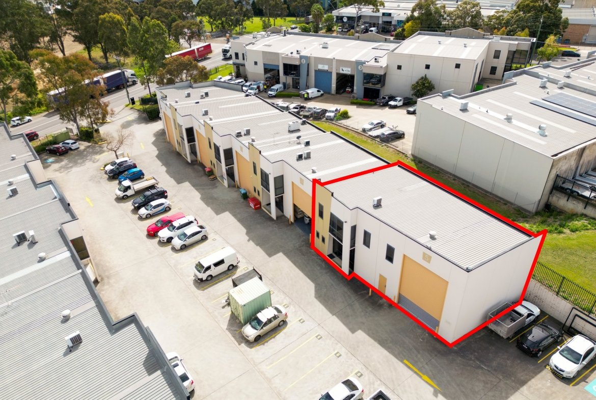 ✨JUST LISTED - AUCTION!✨

Unit 5, 77 Newton Road, Wetherill Park NSW 2164

♦️ For Sale
♦️ Total Building Area: 253 sqm (approx.)*
♦️ Owner occupy or invest!

Contact exclusive listing agents, Stanton Hillier Parker:

📞 Tereza Banden 0450 403 099
📞 Arthur Kollias 0412 007 711