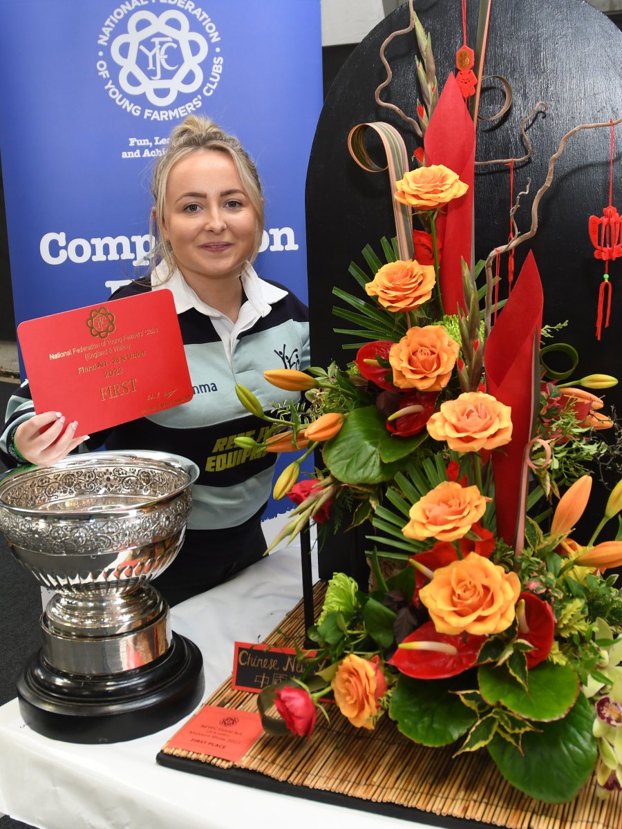 NFYFC's tweet photo. Congratulations to the winners of our Floral Art competition yesterday. 

Emily from @RadnorYFC, Isobel from @WiltshireYFC and Emma from @Brecknockyfc created some amazing and trophy winning floral displays. 

#YoungFarmers https://t.co/PtRytFVwfG
