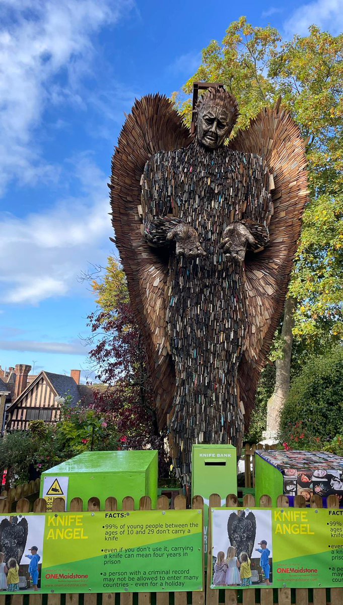 BournerSonia's tweet photo. Today our KS4 students are visiting the Knife Angel in Maidstone. https://t.co/74pBEz0oWZ