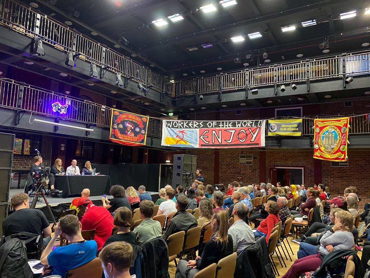 JamieDriscollNE's tweet photo. The rich have had free income forever, it’s time to crash that party! It’s time everyone had a Universal Basic Income! Great talking about #UBI last night with
@CleoGoodman, @BethWinterMP, @AndyBurnhamGM. and @w_stronge. #TWT22 #Lab22 #LabourPartyConference22 https://t.co/z4JMHg6Wzv
