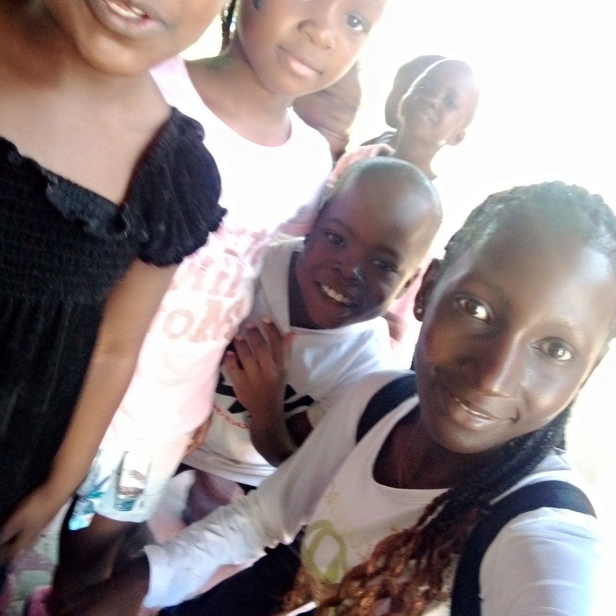 Laurapurity001's tweet photo. Nothing humbles me when we make this kids in the orphanages smile. It was a good Sunday to have spent time with this beautiful souls at mission to the fatherless kakamega. https://t.co/MyZtUY4och