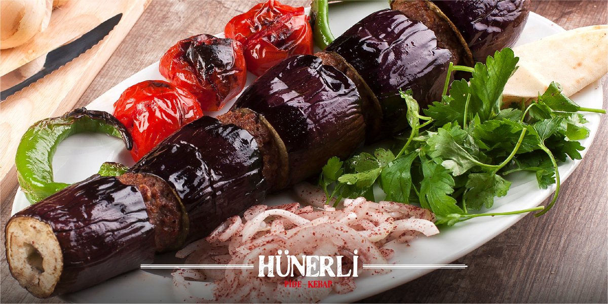 hunerlibodrum's tweet photo. ✔Tadı tam kıvamında patlıcanlı kebabımızı denediniz mi?
☎ (0544) 316 45 45
#bodrum #hünerlibodrum #kebap #pide #lahmacun #lezzet #kalite #paketservis #lezzetliyemek #sağlıklıyemek #bodrumdayemek https://t.co/Yeprgcb0pv