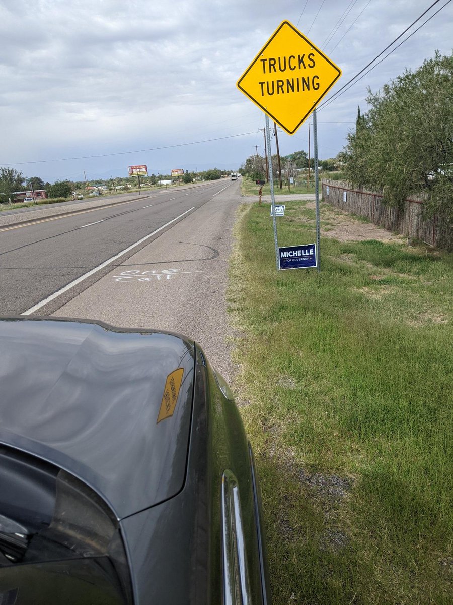 NewMexicoGOP's tweet photo. ➡@GovMLG has her signs illegally posted on DOT right of way signage in Otero County. Does she think the law does not apply to her campaign? #nmpol https://t.co/UuNU6Wefwy