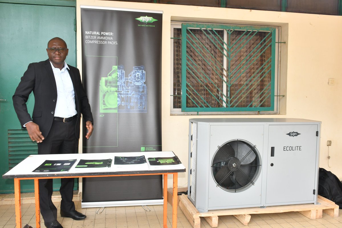 BITZERAfrica's tweet photo. #BITZERAfrica was involved at the Preservation of the Ozone Layer: Senegal & Ivory Coast presented the ECOLITE #condensingunit (https://t.co/4NWGfrffnK). Please contact them: info@bitzer-senegal.com & info@bitzer-ivorycoast.com. #yourgreenworld @BITZERGroup https://t.co/EujGXDj6XR