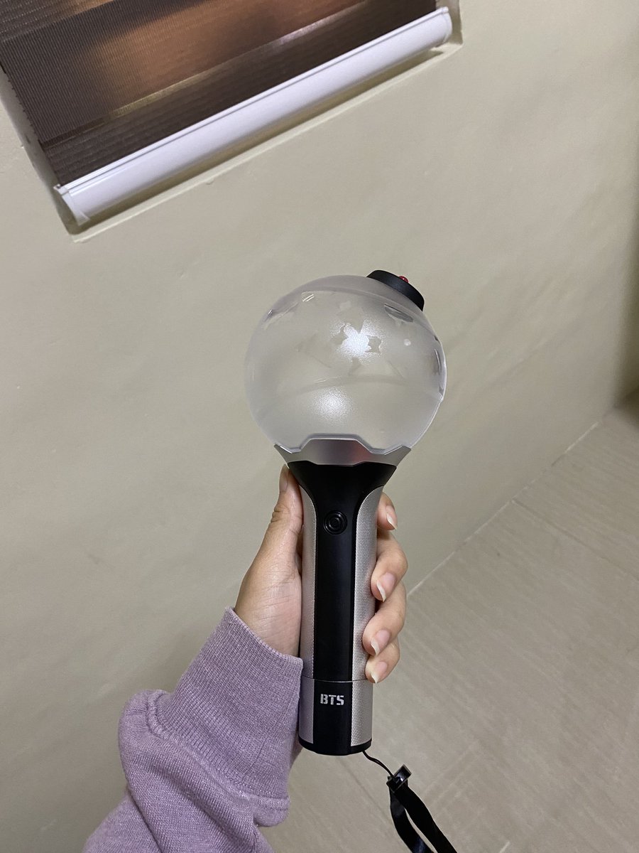 runtaeguk's tweet photo. FS ARMY BOMB V2 
PHP 1800
price still negotiable https://t.co/EU6FoiSzrG