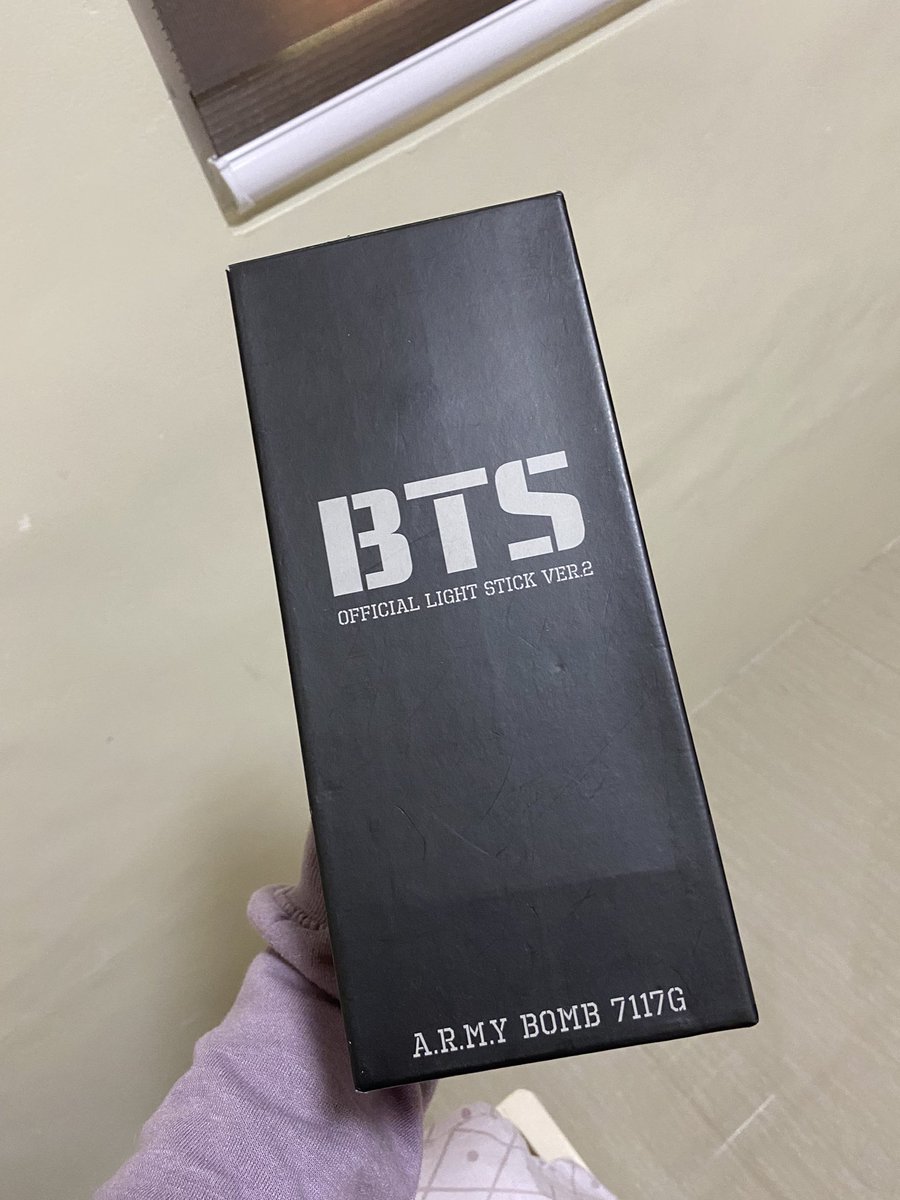 runtaeguk's tweet photo. FS ARMY BOMB V2 
PHP 1800
price still negotiable https://t.co/EU6FoiSzrG