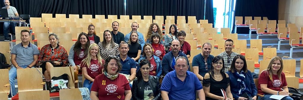 innovaedum's tweet photo. Comienza la formación "Erasmus + Liderazgo": School leadership self-assessment of school centers and teaching effectiveness. 
Colegio João Paulo II.
@ProgramasRM @sepiegob @iborra_g https://t.co/vZkgsvksnB