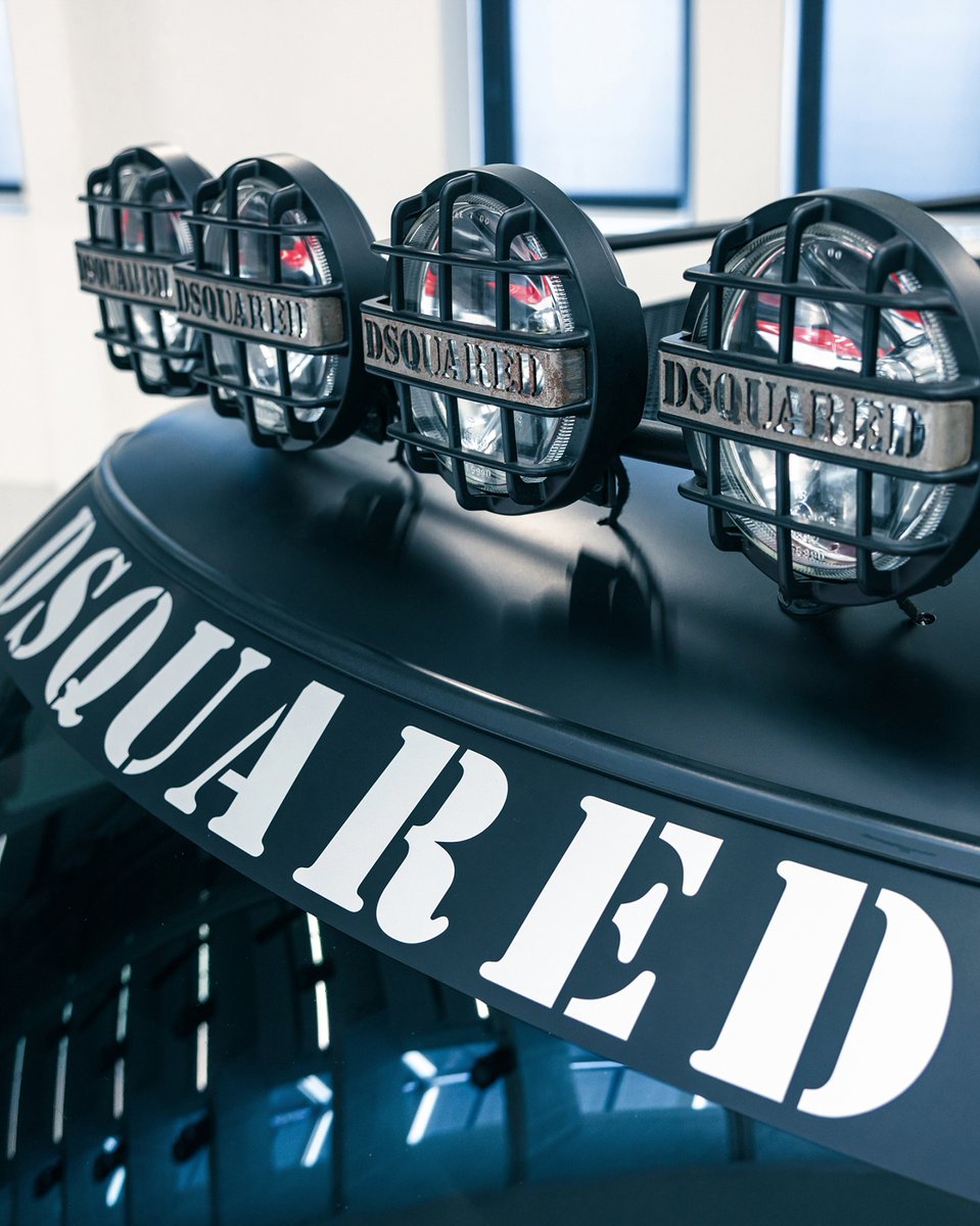 MINI's tweet image. The MINI Cooper S "Red Mudder" by DSQUARED² brings adventure to every road. Can you name the rugged features that make this MINI fit to face the elements?

See it up close at MINI Insider: bit.ly/3QJnuI1

#DSQUARED2 #MINIIcons #MINI