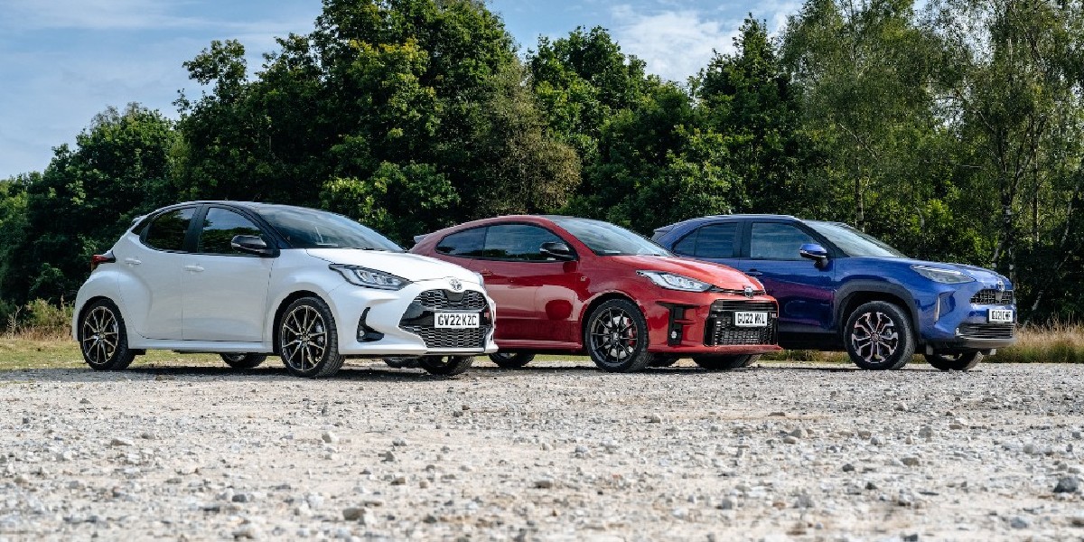 Heading out with the Yaris family! #Yaris, #YarisCross or #GRYaris: which would you choose? 📸 Jayson Fong