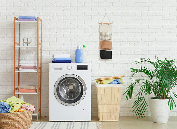 AlteregoD_nl's tweet image. 🧺 Alterego Design neemt een kijkje in uw #wasplaats om ze smaakvol in te #richten. We geeft u enkele functionele #tips om deze vaak vergeten ruimte om te toveren tot een uiterst functionele en aangename plek ➡️ alterego-design.be/blog/hoe-richt…