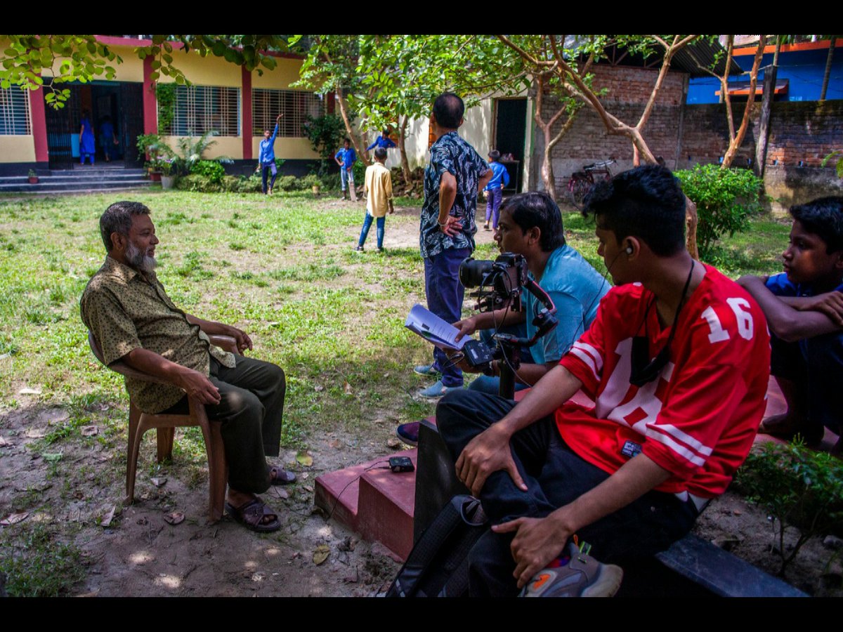 Green_ink_bd's tweet photo. The team at Green Ink is a firm believer in the power of adapting to locals and foreseeing their perspectives of the world by altering attitudes and languages to build trust and understanding among the local people to do effective community engagement and research. #greenink https://t.co/0LsW6bExl7