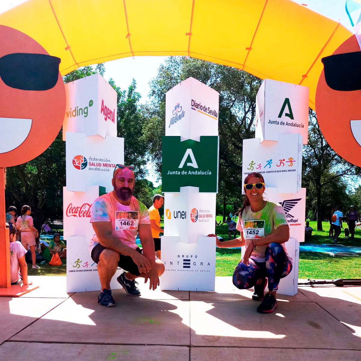 Integracee's tweet photo. Este fin de semana hemos participado en la IV Carrera del Color de la #SaludMental organizada por @SaludMentalAnd en #Sevilla.

Una gran experiencia llena de color y diversión en el @ParqueAlamillo 🏃‍♀️🏃‍♂️ https://t.co/AcgyqF1mtV