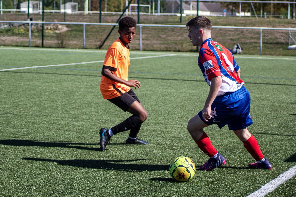Rethel_SF's tweet photo. U19 📸⚽️ #TeamRSF❤️💙 https://t.co/biyKnuxMNL