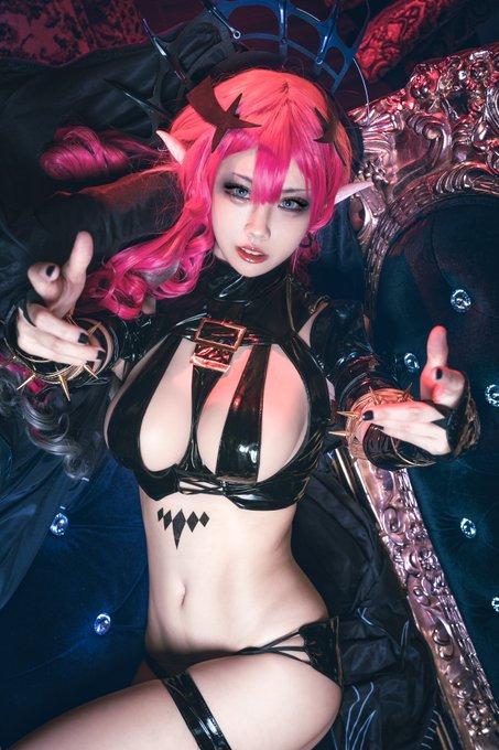 Twitterのコスプレ画像27