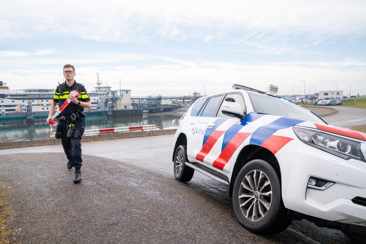 Danny is politieagent bij @POL_NHN en werkt in het basisteam. Tijdens een dienst krijgt hij te maken met de meest uiteenlopende meldingen en geen dag is hetzelfde.
👉 Meer weten over zijn beroep? Lees Danny’s hele interview! #beroepenmagazine 
opkop.nl/artikelen/dann…