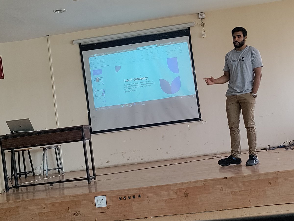 Dhanashree_Shiv's tweet photo. An amazing ocassion of Cloud Native Computing Foundation 1st event of CNCG Nagpur at RCOEM An insightful session Navigating the CNCF Landscape by @avinash_ukr and Workshop on Golang by @BiradarSangam #CNCGNagpur #rcoem #Meetup #Workshop #cncf #event #gdsc @CncgNagpur @vedantstwt https://t.co/8Da0qJa6vg