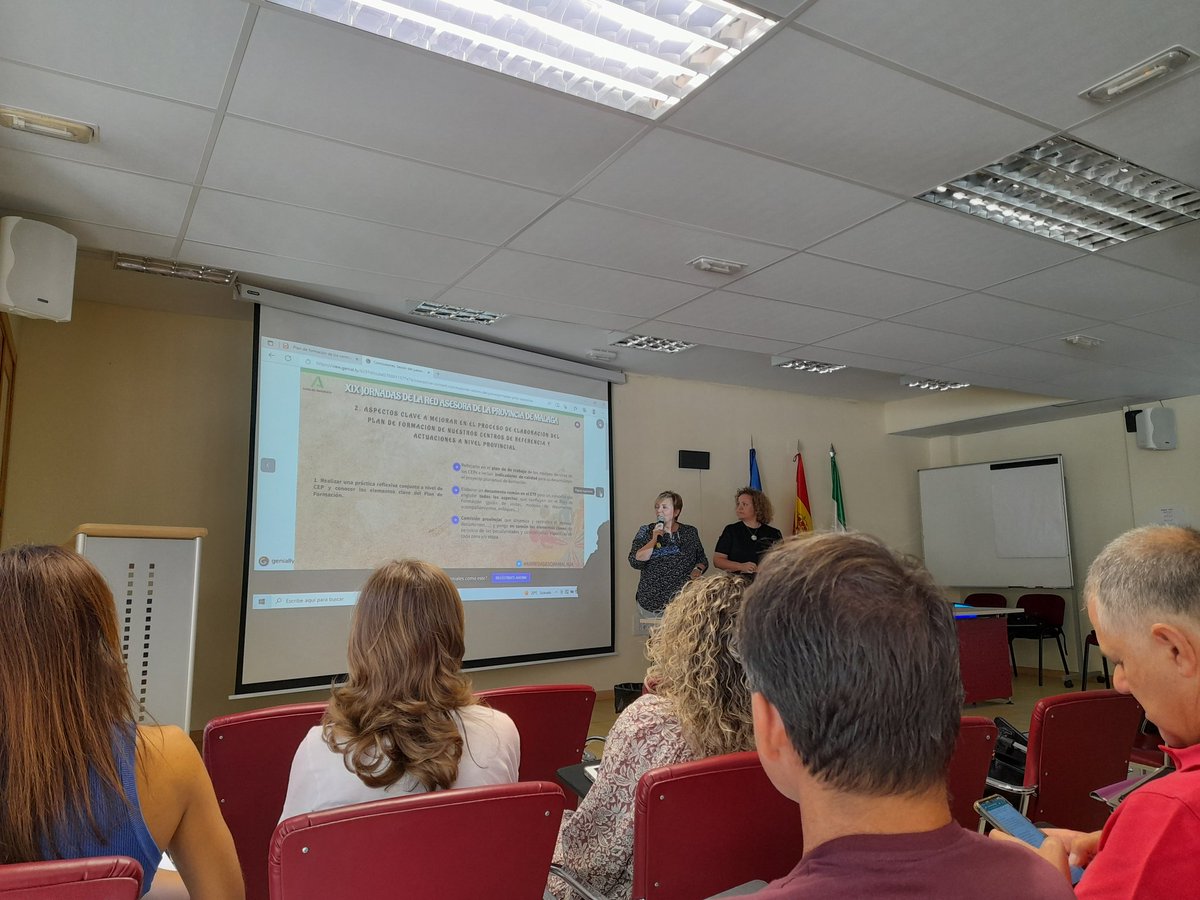 cepmalaga's tweet photo. Toda la red de formación de la provincia de Málaga, trabajando juntos en un Plan de Formación para nuestros Centros Educativos. #planesdeformación #XIXREDASESORAMALAGA @cepmalaga @cepronda @cepmarbellacoin @cepantequera @cepaxarquia https://t.co/BvZQEDIdx2
