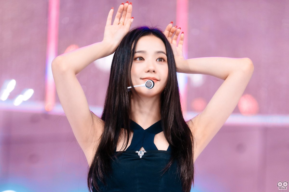 official_jensoo's tweet photo. https://t.co/tqYRIbqrq3