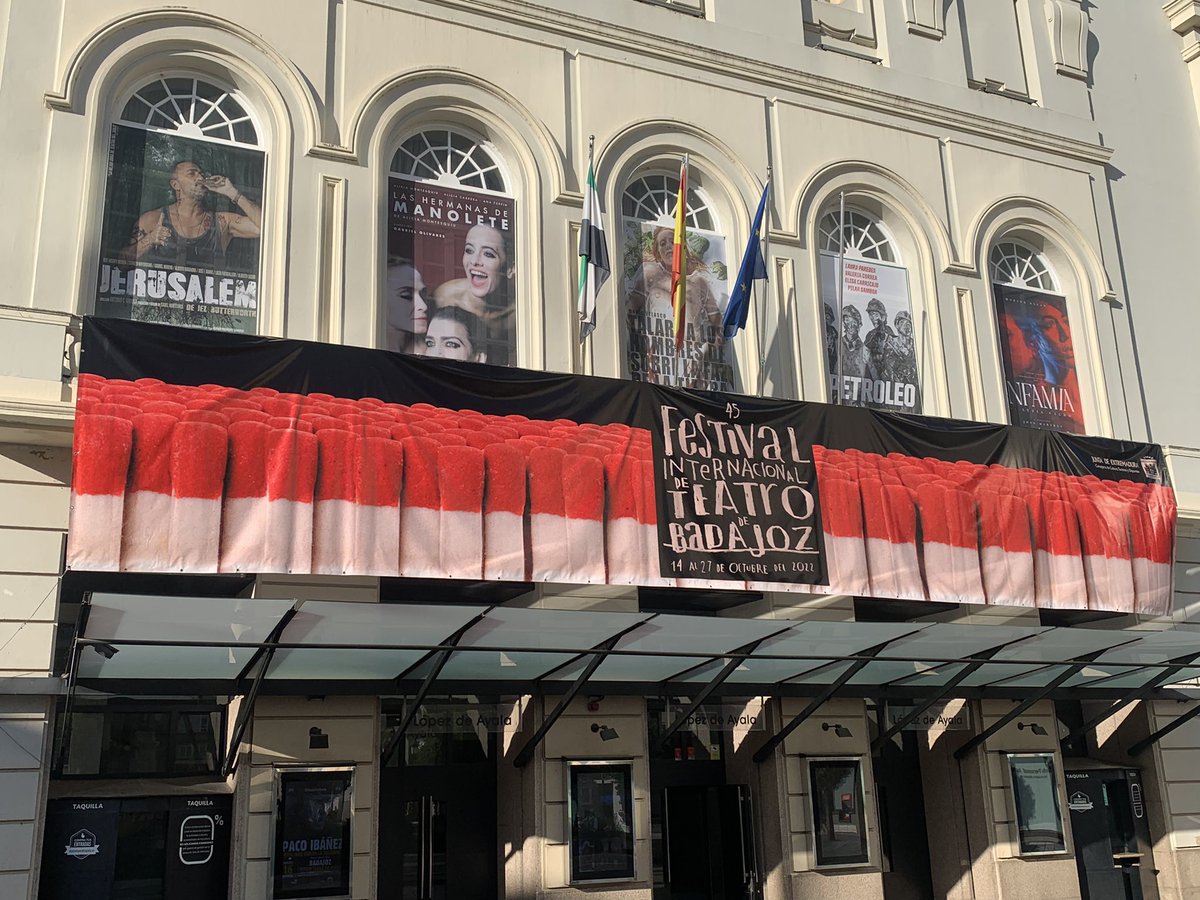lopezdeayala's tweet photo. #45Festeatrobadajoz Del 14 al 27 octubre 2022

@JuntaEx_Cultura @NuriaFloresRed @miriamgcab @PalomaMorcillo @DipdeBadajoz @aytodebadajoz 
🎟Abonos a la venta
🎟 Entrada  individual a partir del 3 de octubre https://t.co/jwV6NkdBMo