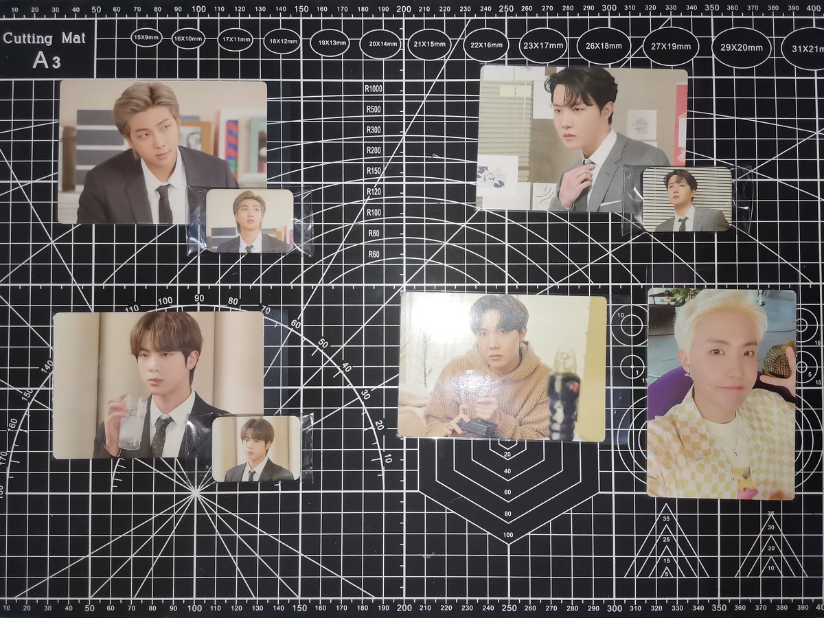 #vmincart_onhands | wts lfb ph onhands
[help rt]

✨PAUBOS SALE✨

BTS ASSORTED MERCH BOX PC

Available:
▪️RM
▪️Jin
▪️Hobi

Price: 100PHP + lsf
DOP: PAYO or 2 weeks after OC
✅Mint condition
✅Onhand and ready to ship

Comment/DM mine + member