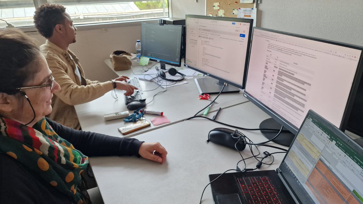 geno_breed's tweet photo. #CPons and #DPierre working in the @HARNESSTOM_EU DB at the @toulouseinp @antoniomonfor @IBMCP https://t.co/9Rxj1WRwuX
