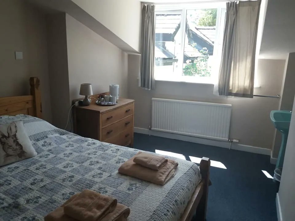 TheBBDirectory's tweet photo. There are guest rooms available to suit all at The Half Moon. Whether you are a solo traveller, couple, friends or a family, you are very welcome here.
https://t.co/ZKu9g3u2ab
#Travel #Stay #Family #Pets #Couples #SoloTraveller #WarmWelcome #Llanthony #Abergavenny #Monmouthshire https://t.co/xkj8mdf24h