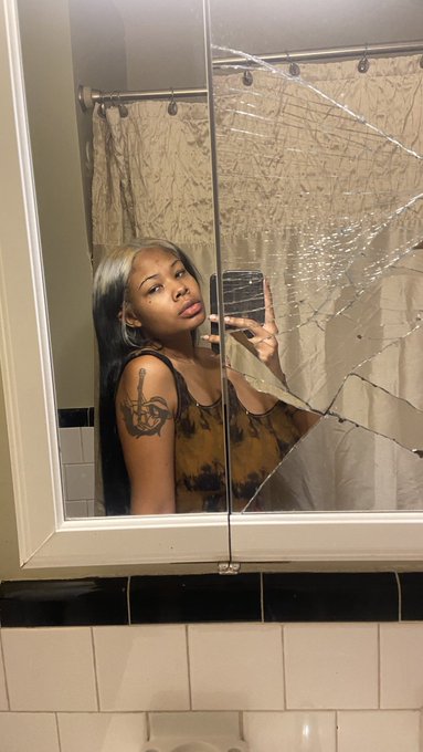 Spent like allll night doing this but p much satisfied https://t.co/2fZlhfXHnI