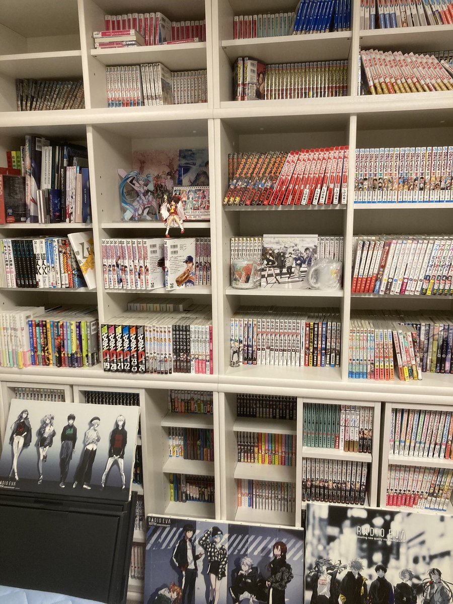 saotomo0517's tweet photo. 【自己紹介】
改めてナーハと言います！(*´∇｀*)
アニメグッズ買いまくってるオタクです！アニメ好きとたくさん繋がりたいので、よければ仲良くしてください！
＃アニメ好きと繋がりたい
＃拡散希望 https://t.co/t6cODgdJkN