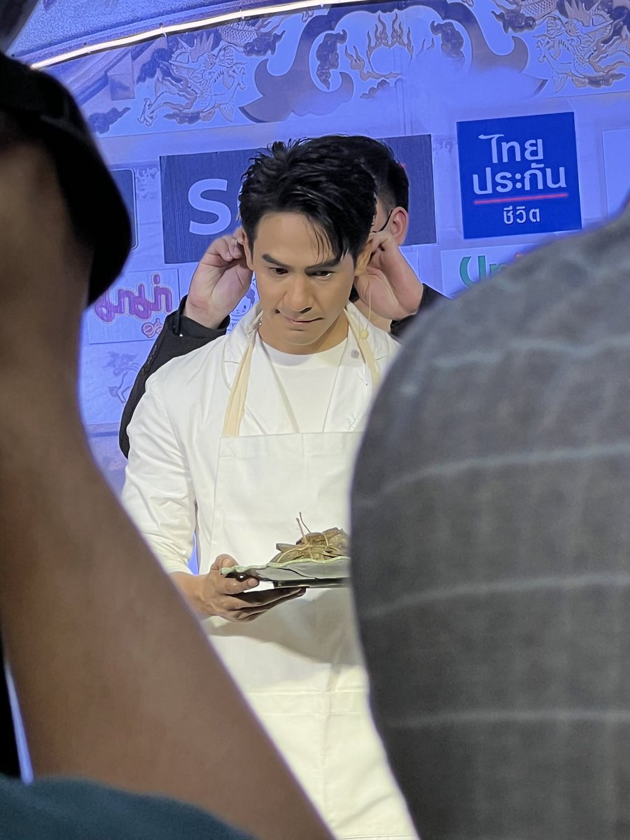 Pope118118's tweet photo. ขออภัยรูปเบลอ มือสั่น55555

 #กินเจเดอะมอลล์xPOPE https://t.co/OkMwU9DAwW