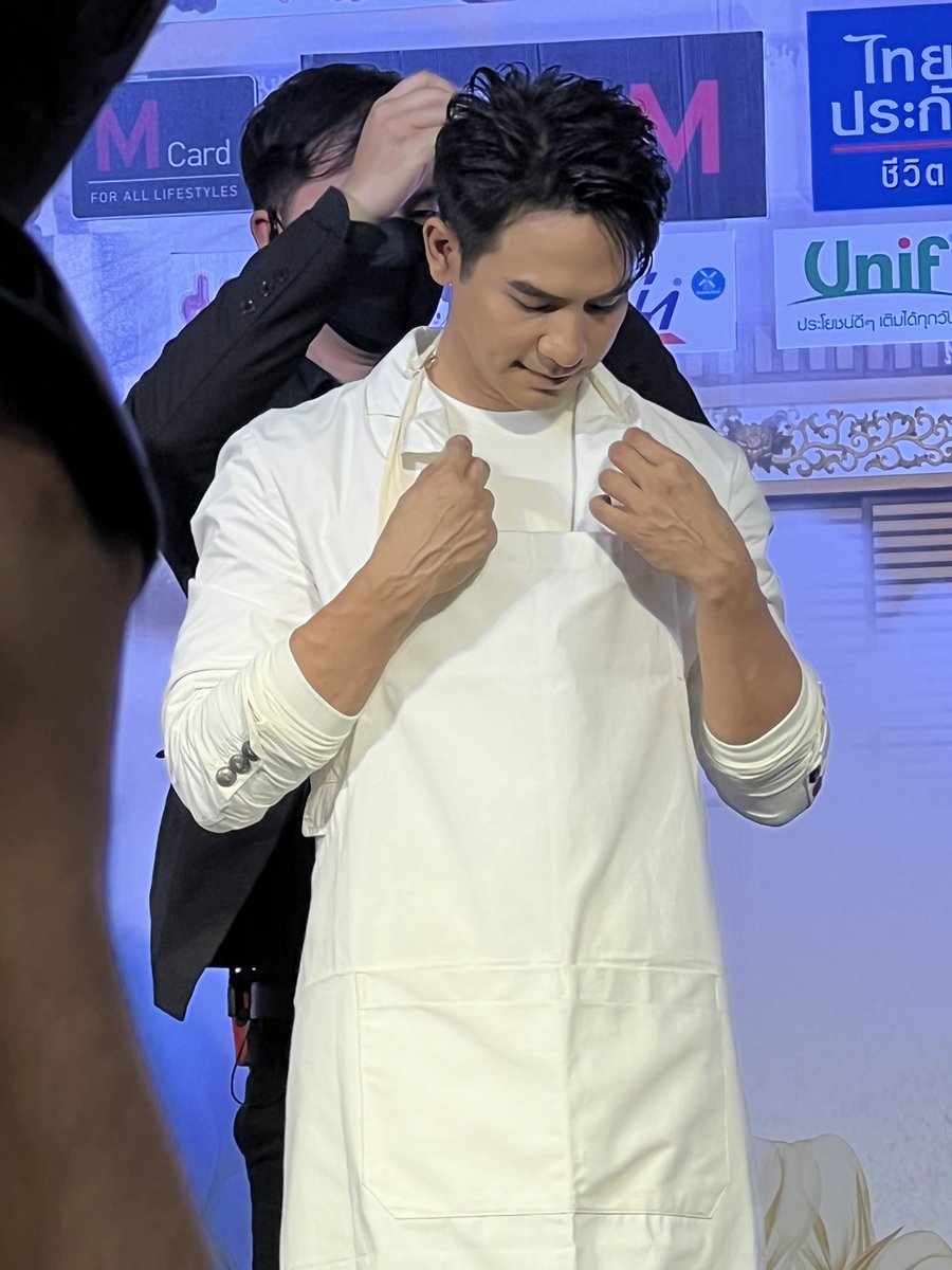 Pope118118's tweet photo. ขออภัยรูปเบลอ มือสั่น55555

 #กินเจเดอะมอลล์xPOPE https://t.co/OkMwU9DAwW