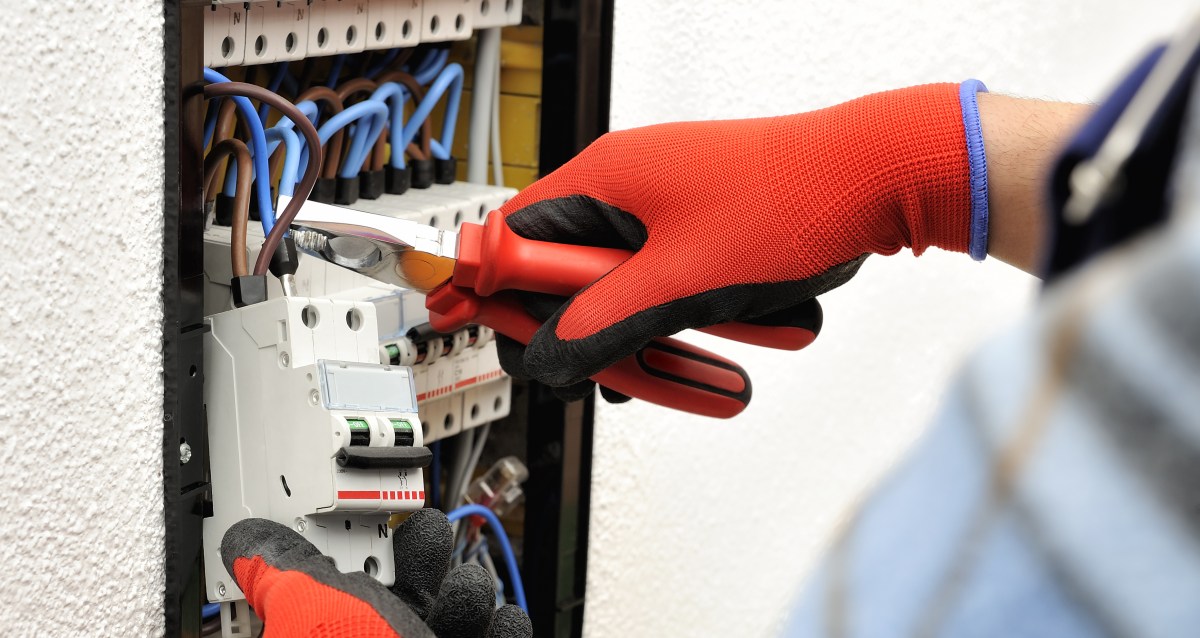 KliebertElect's tweet photo. At Kliebert Electrical, we offer upfront and on-budget estimates for services by our top-notch residential electricians in Baton Rouge.

Get a free estimate today! https://t.co/4r7m1BIZw0 #ResidentialElectrician #ElectricalServices #BatonRougeElectrician #Electrician https://t.co/vhKzMpGItG