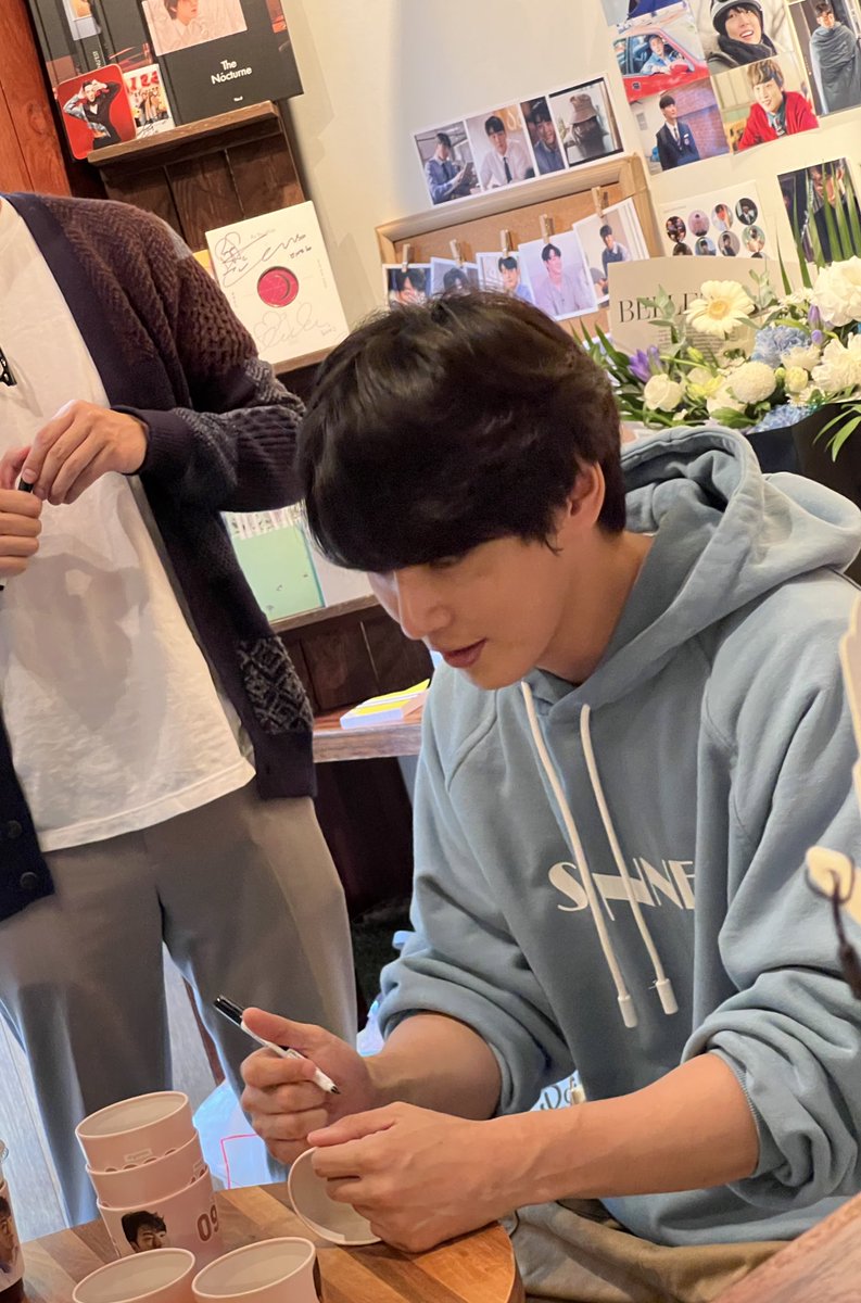CAFE_Earningss's tweet photo. 📢

'어닝서프라이즈 청담테라스' 에
'배우 윤시윤' 님이 방문해 주셨습니다.

미니팬미팅으로 근황얘기도 해주시고 
포토타임까지 가졌습니다♥️

다정하고 멋진 배우님께 감사드리며,
어닝서프라이즈도 
배우 윤시윤님의 생일을
진심으로 축하합니다💕

#윤시윤 #yoonsiyoon #카페대관 #청담역카페 https://t.co/sFc2inFwkS