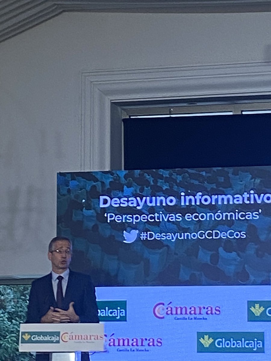 Muy interesante escuchar el brillante análisis de las perspectivas económicas de España y Europa por parte del gobernador del Banco de España, Pablo Hernández de Cos #DesayunoGCDeCos