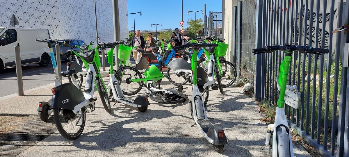 Comme promis le ménage a été fait par les concessionnaires de trottinettes électriques ! Un grand bravo !