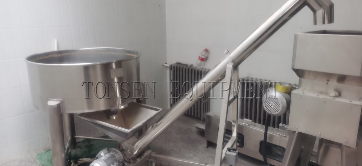HelenLiu2018's tweet image. 1000l 3 vessels Brewhouse placed in the middle, fermenters are double-layered with a platform for saving space if your brewery is enough high. 
Email: helen@tonsenbrew.com
Whatsapp: +86 153 1556 2731
#tonsen #fermenter #beerbrewing #beer #brewingco #unitank #fv #cct #bbt #brewing