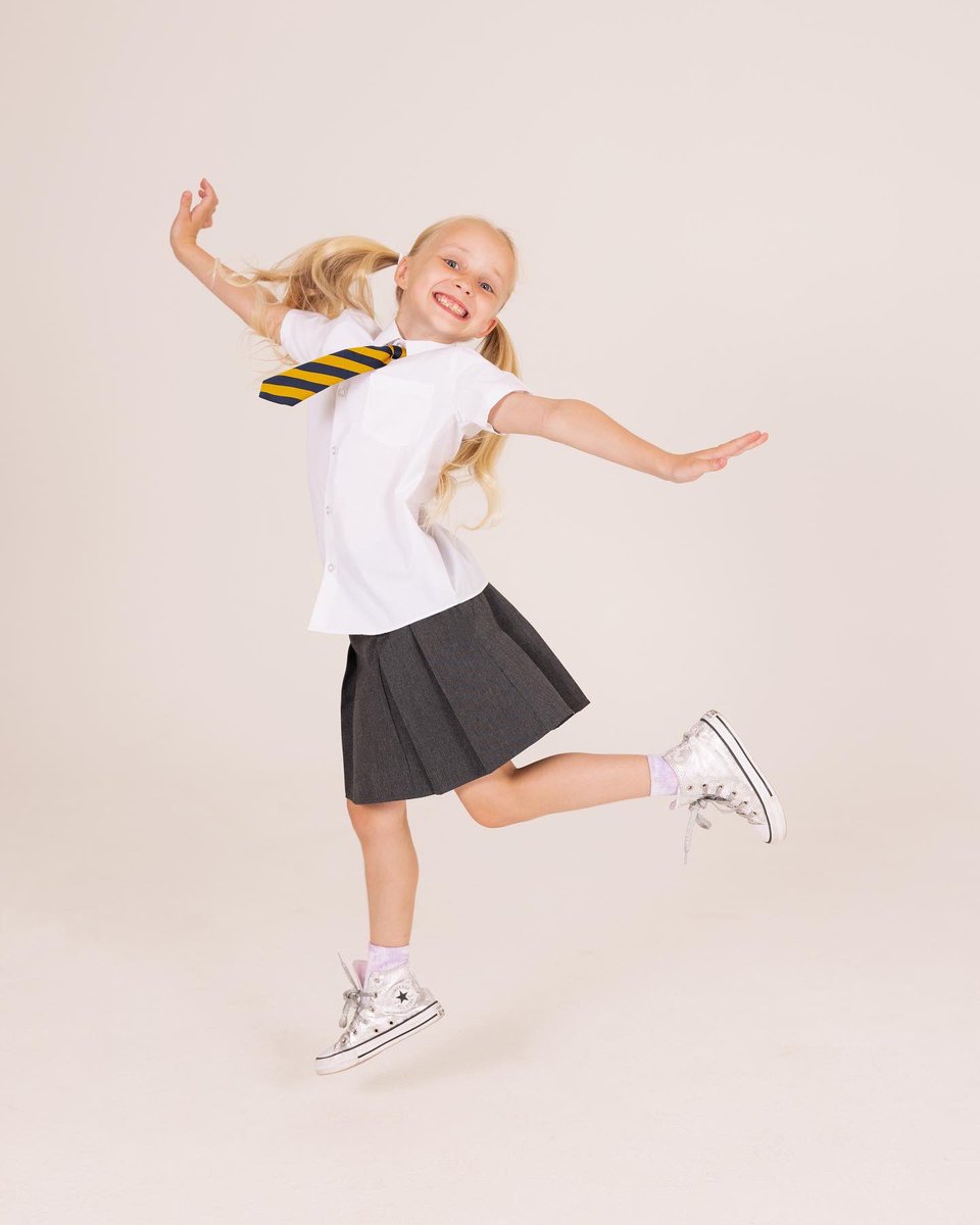 ttm_management's tweet photo. Jumping into the week like.. 🤩🤸🏼♀️🌟🌈
We’re so excited to introduce a selection of our amazing new face Junior models 👏🏼🤩
For booking enquiries, please email bookings@ttmmanagement.co.uk 📧 #newface #juniormodel #teamttm #ttmmanagement https://t.co/uuv5UVTioI