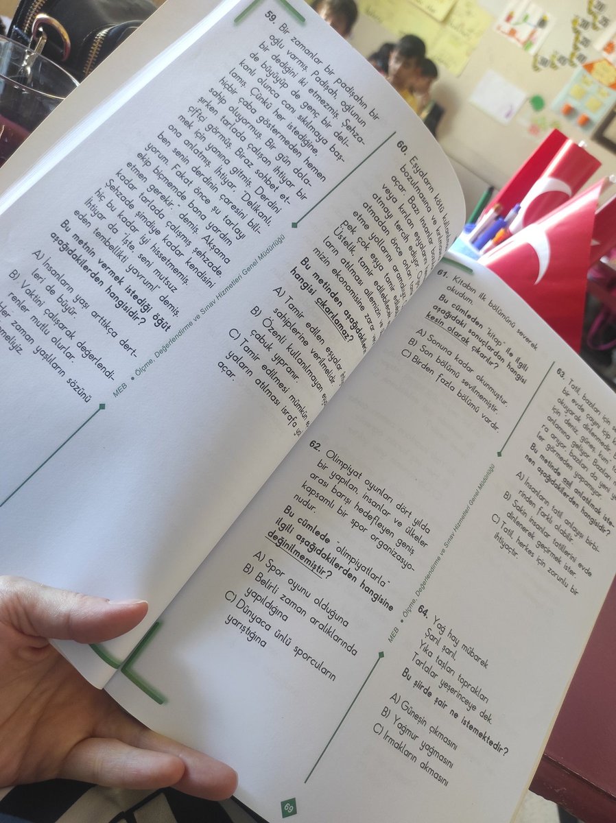 sinifcipapatya's tweet photo. MEB'in gönderdiği ilkokul 2. Sınıf kaynak kitaplar🧐
Güzel bir pazartesi 😏 https://t.co/L4S38xPFiX