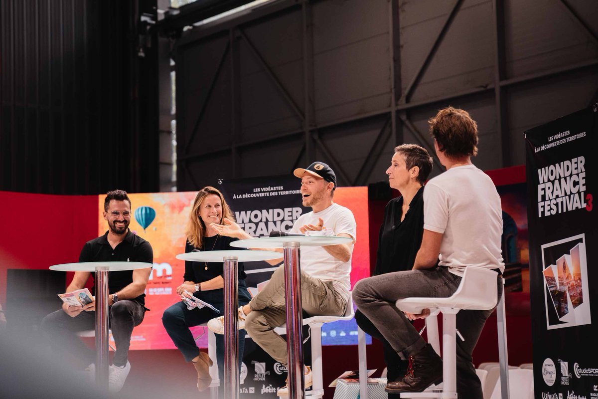 Les membres du jury et les lauréats de la 3ème édition du #wonderfrancefestival réunis sur la scène du Salo <a href="/iftmparis/">IFTM</a> . <a href="/helenereitzaum/">Hélène Reitzaum</a> <a href="/OlivierSch/">Olivier Schmitt</a> @xavierbourgois <a href="/KEVINMENDIBOURE/">Kévin MENDIBOURE TUTO PREMIERE</a> <a href="/ARlemag/">AR Le Nouveau Voyageur</a> <a href="/guidespetitfute/">Petit Futé</a> 👏 à tous les vidéastes pour leur création au service des destinations.