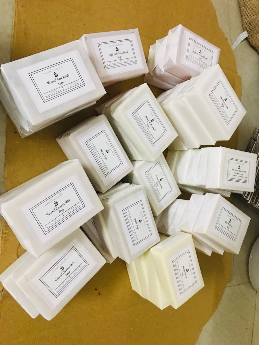 Leafglory_'s tweet photo. #leafglory
👉👉Handmade Butter Soaps🌿🌿
➡️➡️Please DM to order📦📦
#handmade #handmadesoap #buttersoap #essentialoils #buttersoaps #aromatherapy #coldprocessed #privatelabel #manufacturers #gifting #SmallBusiness #exporters https://t.co/xAGtjij88c